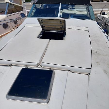 L Ile Sur Mer إمبوريابرافا المظهر الخارجي الصورة